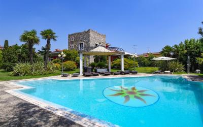 Villa con Piscina Privata 