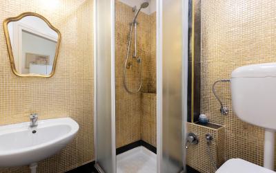 Camera Deluxe (2 Adulti + 1 Bambino)