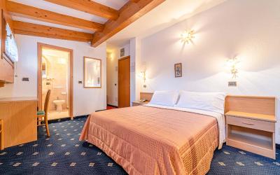 Camera Matrimoniale Economy