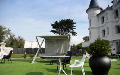 Chambre Familiale - Vue sur Jardin Chambre Familiale - Vue sur Jardin