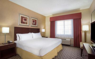 King Suite with Separate Bedroom