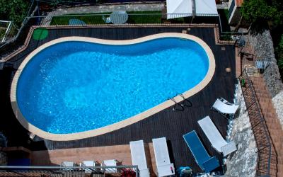 Camera Matrimoniale con Balcone e Vista Mare