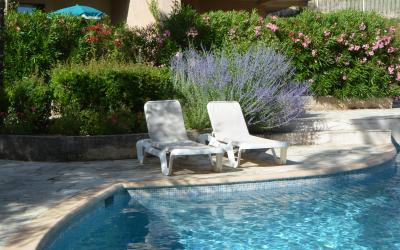 Studio (2 Adultes + 2 Enfants) Studio (2 Adultes + 2 Enfants)