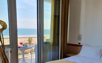 Camera Matrimoniale con Vista Mare 