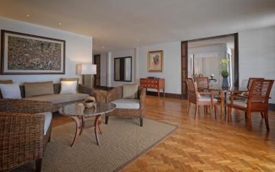 Suite dengan Pemandangan Laut