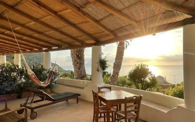 Camera Tripla Deluxe con Vista Mare