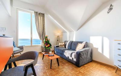 Suite Lit King-Size avec Canapu00e9-Lit - Vue sur Mer