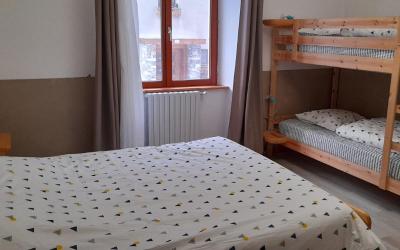 Chambre Familiale avec Salle de Bains Privative Chambre Familiale avec Salle de Bains Privative