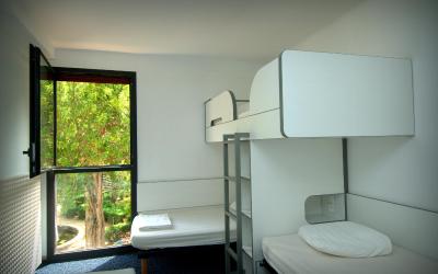 Chambre Triple avec Salle de Bains Privative