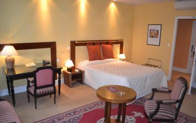 Chambre Double avec Salle de Bains Privative Chambre Double avec Salle de Bains Privative
