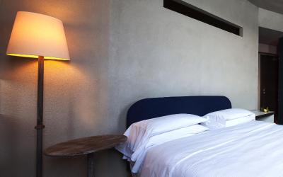 Camera Matrimoniale Deluxe con Vista Lago