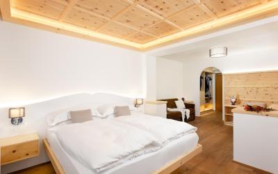 Camera Quadrupla Superior