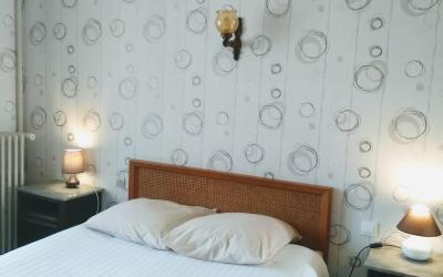 Chambre Double avec Salle de Bains Privative Chambre Double avec Salle de Bains Privative