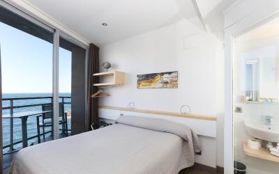 Petite Chambre Double avec Balcon - Vue sur Mer