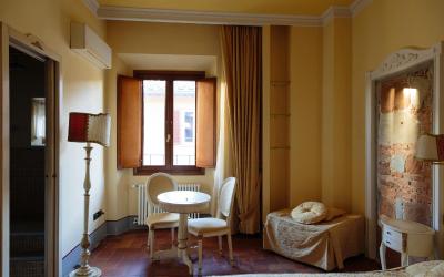 Camera Matrimoniale con Bagno Privato