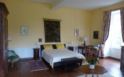 Chambre Double avec Salle de Bains Privative Extu00e9rieure Chambre Double avec Salle de Bains Privative Extu00e9rieure