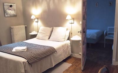 Chambre Familiale avec Salle de Bains Privative