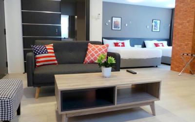 Kamar Keluarga dengan 2 Tempat Tidur Queen Kamar Keluarga dengan 2 Tempat Tidur Queen