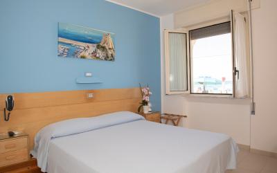 Camera Matrimoniale/Doppia con Letti Singoli con Vista Mare 