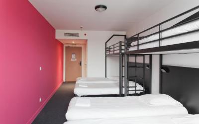 Chambre Familiale avec Salle de Bains Privative