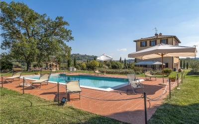 Casa Vacanza con 6 Camere da Letto