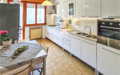 Appartamento con 2 Camere da Letto Appartamento con 2 Camere da Letto