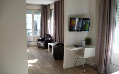 Chambre Double Deluxe avec Balcon Chambre Double Deluxe avec Balcon