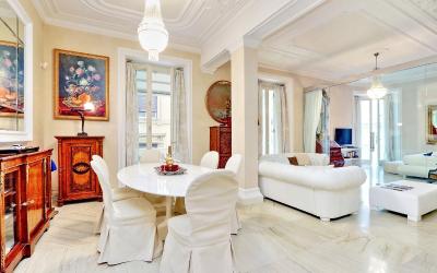 Appartamento con 2 Camere da Letto