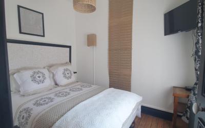Chambre Double avec Salle de Bains Privative Chambre Double avec Salle de Bains Privative