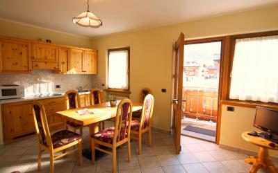 Appartamento con 3 Camere da Letto