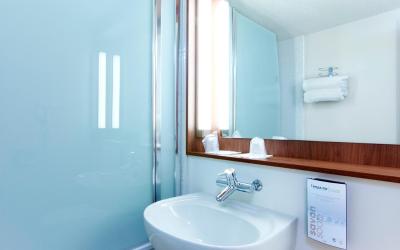 Chambre Lit King-Size Supu00e9rieure Chambre Lit King-Size Supu00e9rieure