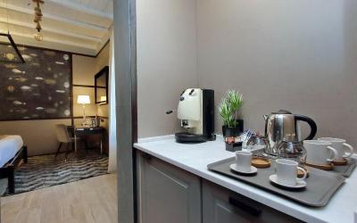 Camera Tripla Deluxe 