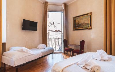 Camera Tripla Executive