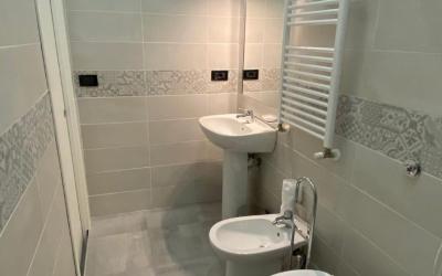 Camera Matrimoniale con Balcone (2 Adulti + 1 Bambino)