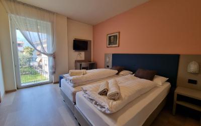 Camera Matrimoniale/Doppia con Letti Singoli