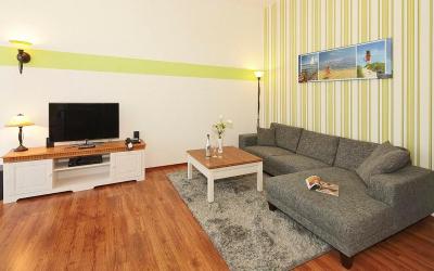 Apartment mit Balkon