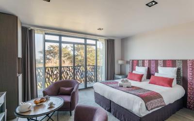 Chambre Double avec Balcon et Vue Latu00e9rale sur la Mer Chambre Double avec Balcon et Vue Latu00e9rale sur la Mer