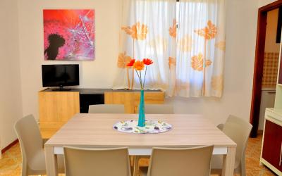 Appartamento con 2 Camere da Letto Appartamento con 2 Camere da Letto