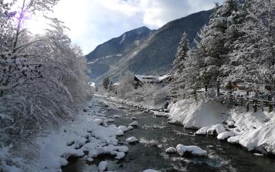 Camera Matrimoniale/Doppia con Letti Singoli con Vista Montagna