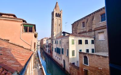 Camera Matrimoniale Deluxe (2 Adulti + 1 Bambino) 