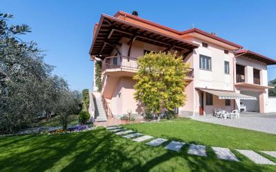 Appartamento con 2 Camere da Letto