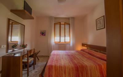 Camera Matrimoniale/Doppia con Letti Singoli