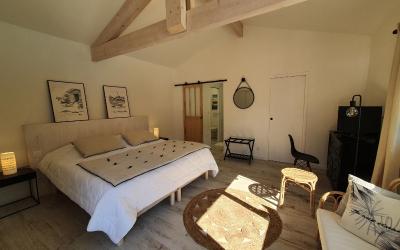 Chambre Double ou Lits Jumeaux Deluxe - Vue sur Piscine Chambre Double ou Lits Jumeaux Deluxe - Vue sur Piscine