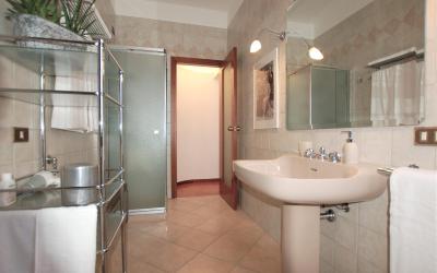 Camera Matrimoniale con Bagno Privato