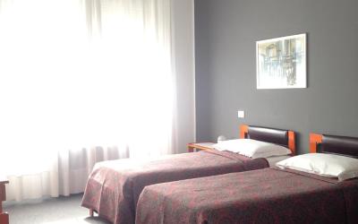 Camera Matrimoniale/Doppia con Letti Singoli