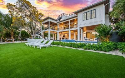 Six-Bedroom House
