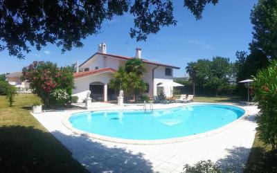 Casa con 6 Camere da Letto