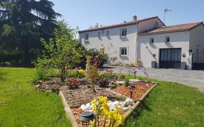 Chambre Double - Vue sur Jardin Chambre Double - Vue sur Jardin