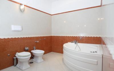 Appartamento con 2 Camere da Letto