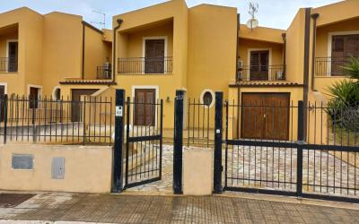 Appartamento con 3 Camere da Letto